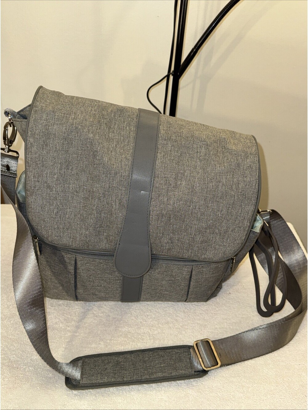 JJ Cole Diaper Bag Gray Heather Backpack Messenger Bag Unisex Boy/Girl